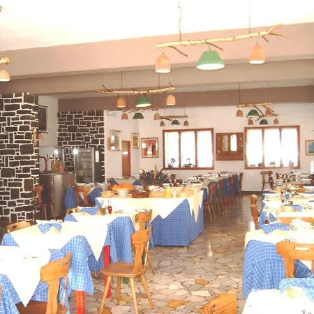 艾尔布格帝罗洛酒店 阿贝托内